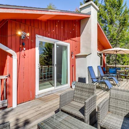 Lakefront Poconos Vacation Rental With Swim Dock! Long Pond 외부 사진