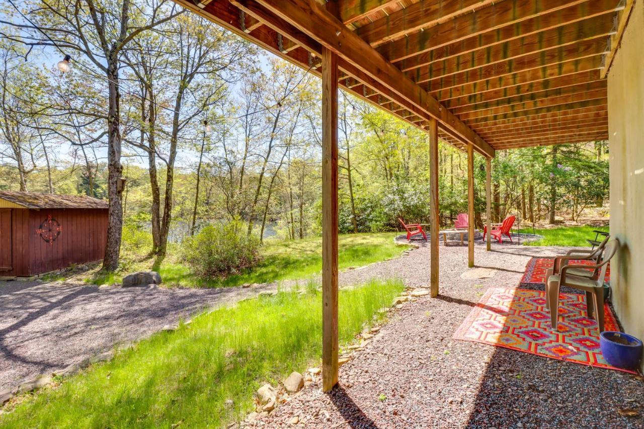Lakefront Poconos Vacation Rental With Swim Dock! Long Pond 외부 사진